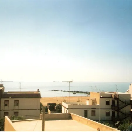 Lido Azzurro Avec Vue Sur